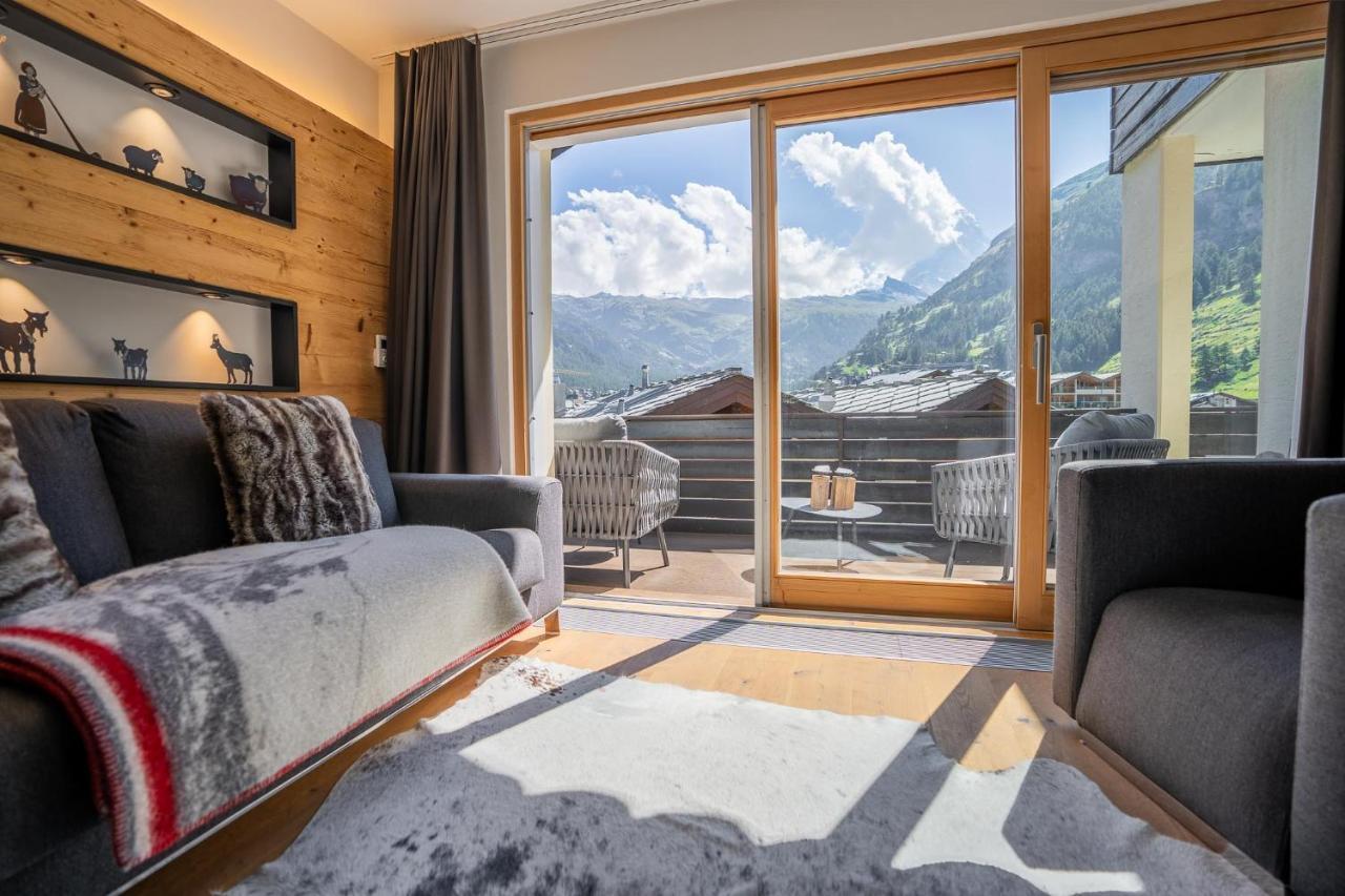 צרמט Moderne Wohnung Mit Ausblick Und Viel Sonne מראה חיצוני תמונה